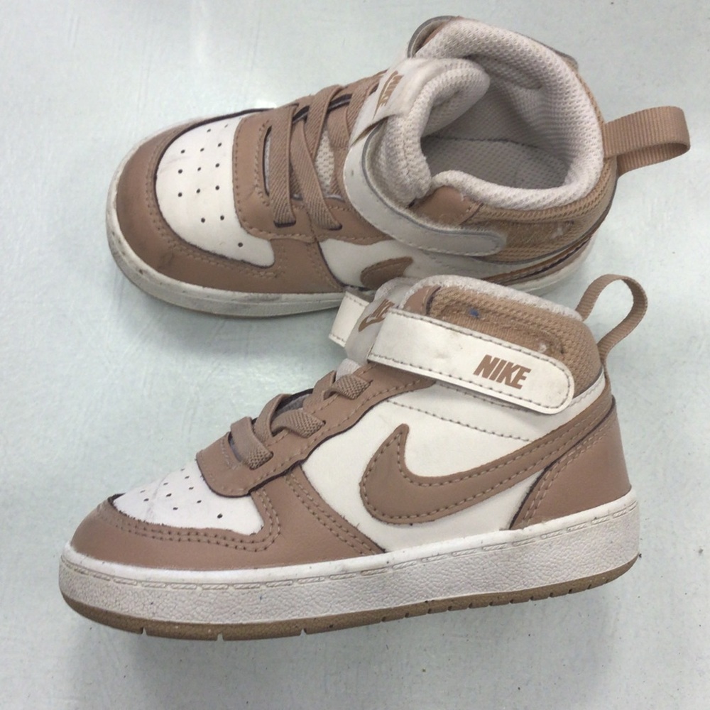 Nike Kids Mid-Top Sneakers in White and Tan